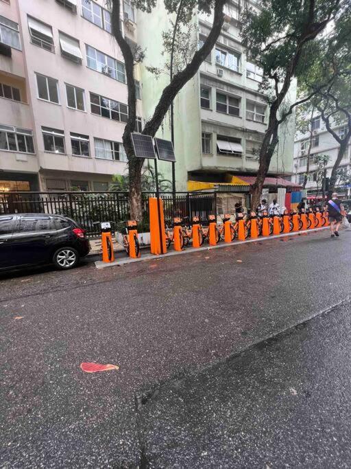 Loft Em Copacabana A Duas Quadras Da *